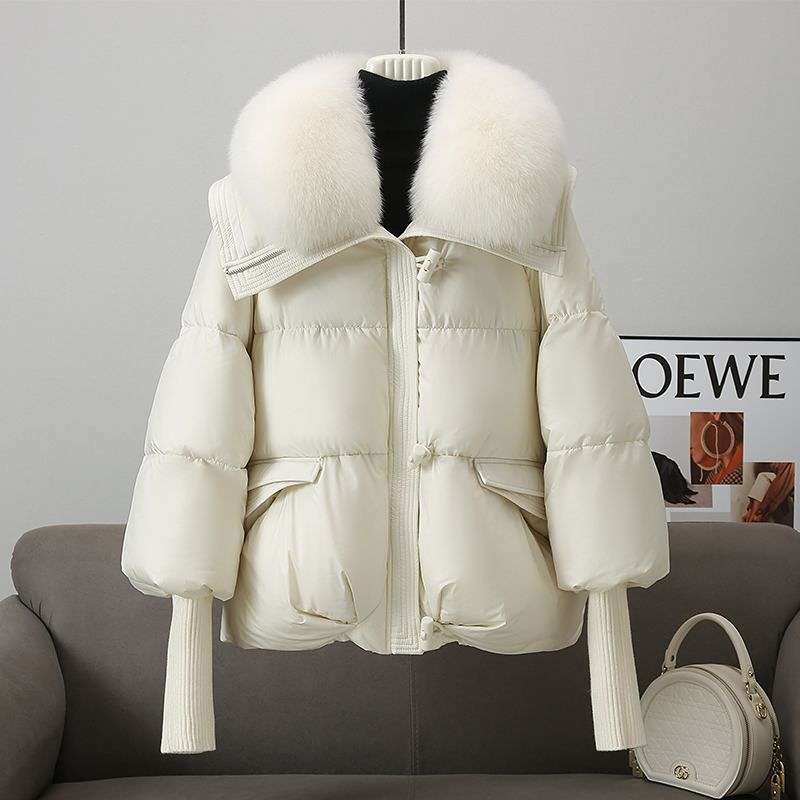 Women's Luxe Fur Collar Puffer Jacket - Winter Warmth & Style