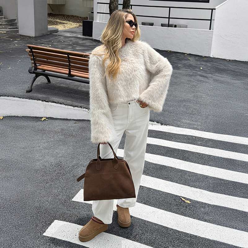 Women's Luxe Faux Fur Long Sleeve Winter Coat