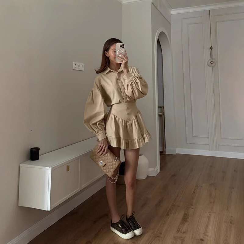 Elegant Lantern Sleeve Blouse & Ruffled Skirt Set