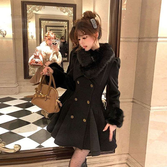 Elegant Wool Blend Coat with Detachable Leather Collar